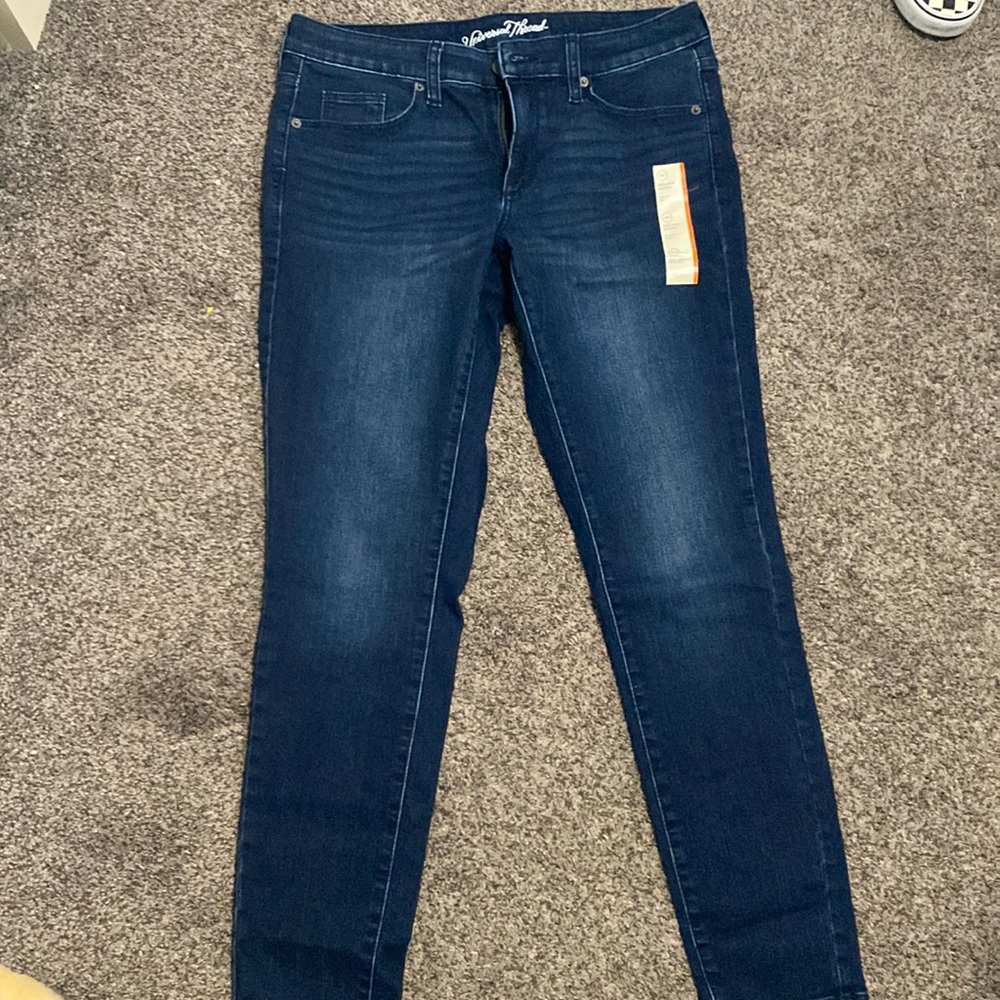 Universal Thread Mid-Rise Skinny Jeans